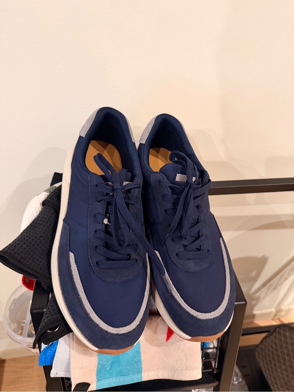 PETER MILLAR
JOURNEYMAN SUEDE
NYLON GOLF SNEAKER
SHOES 11.5 tried on only no box